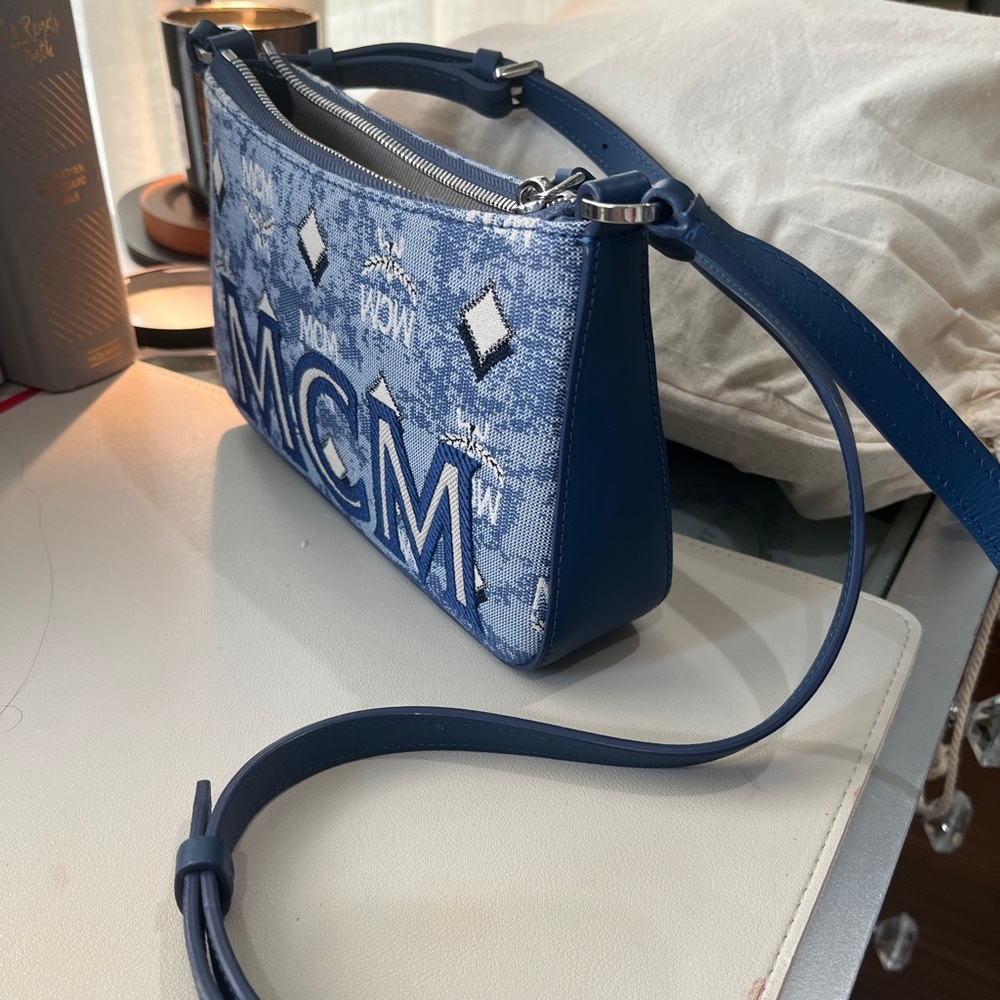 MCM Mini Vintage Jacquard Shoulder Bag - Picture 2 of 6